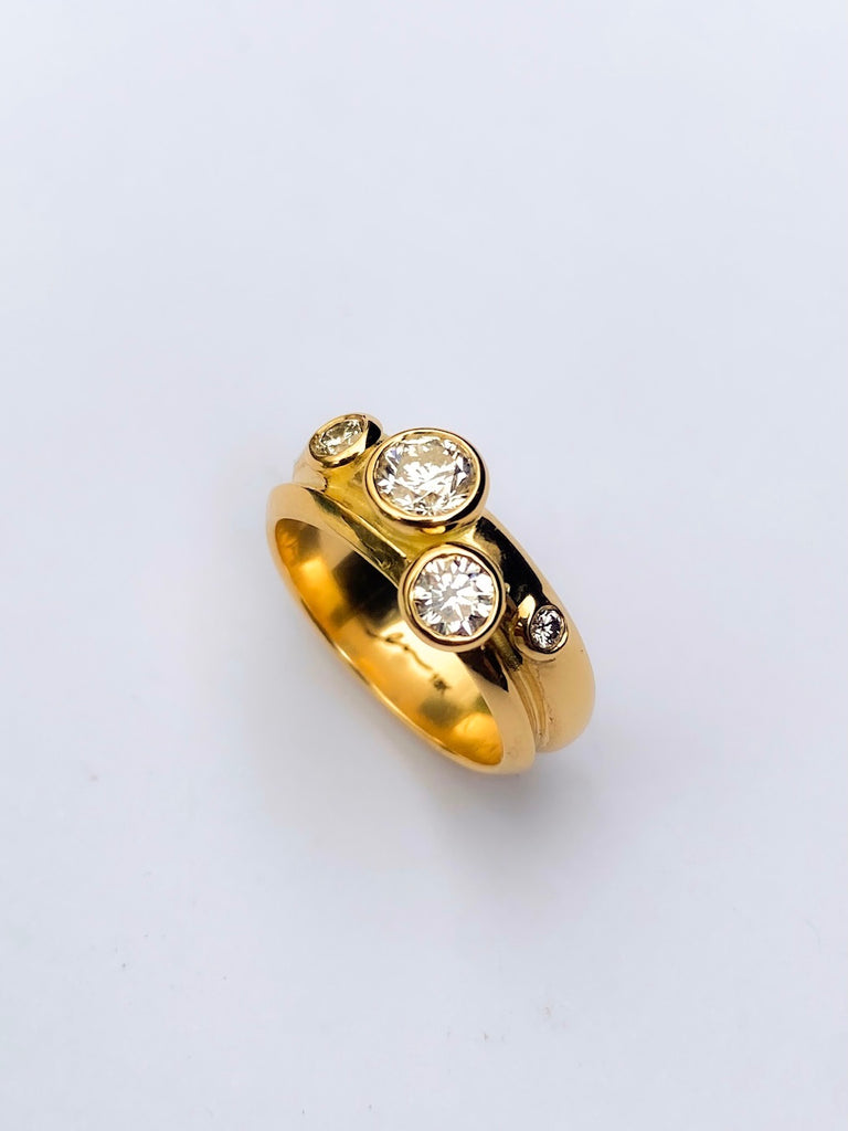 Tetra Diamond Ring