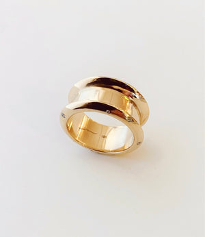 Leda Ring with Diamonds