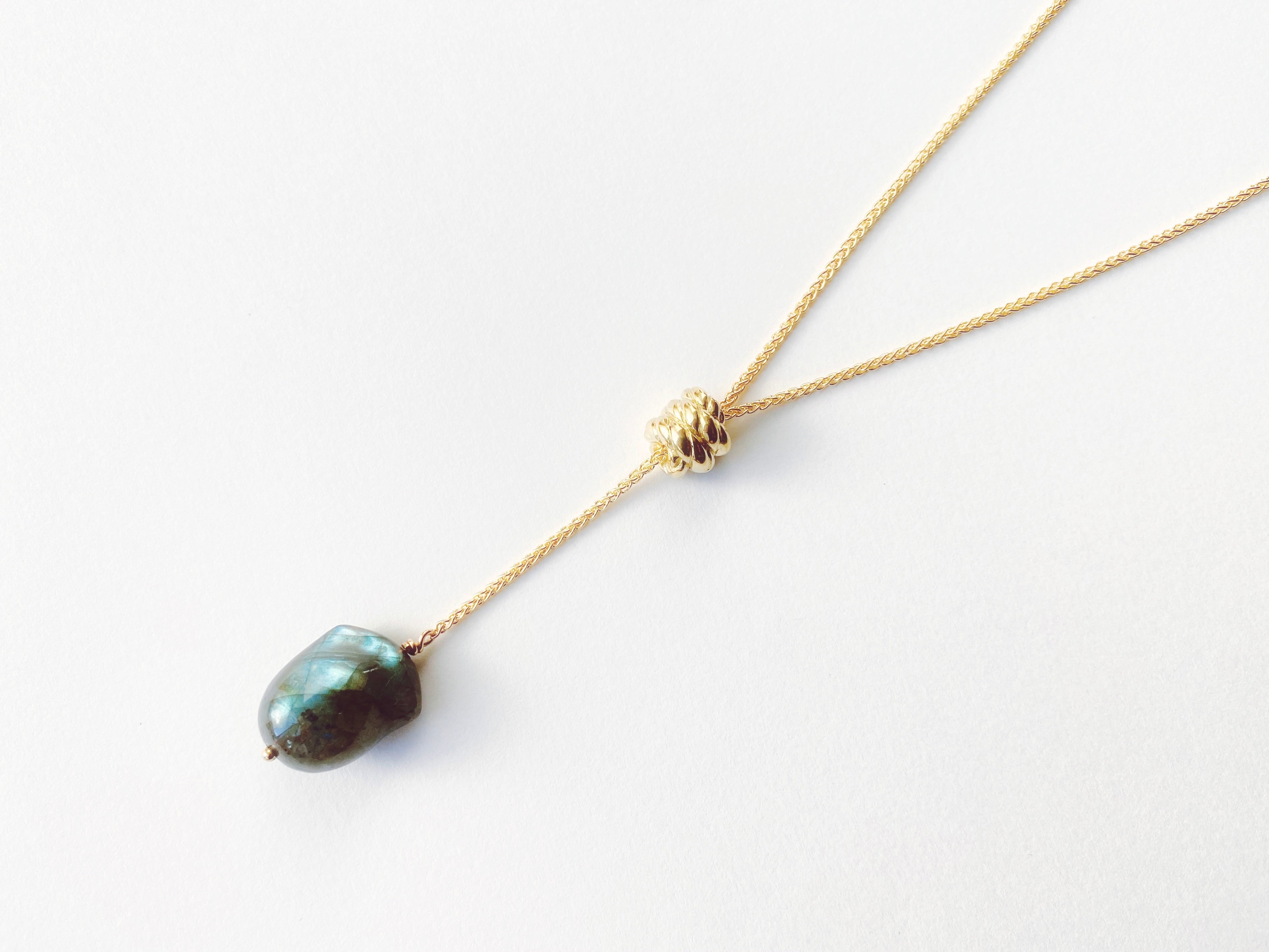 Knot and Labradorite Pearl Lariat